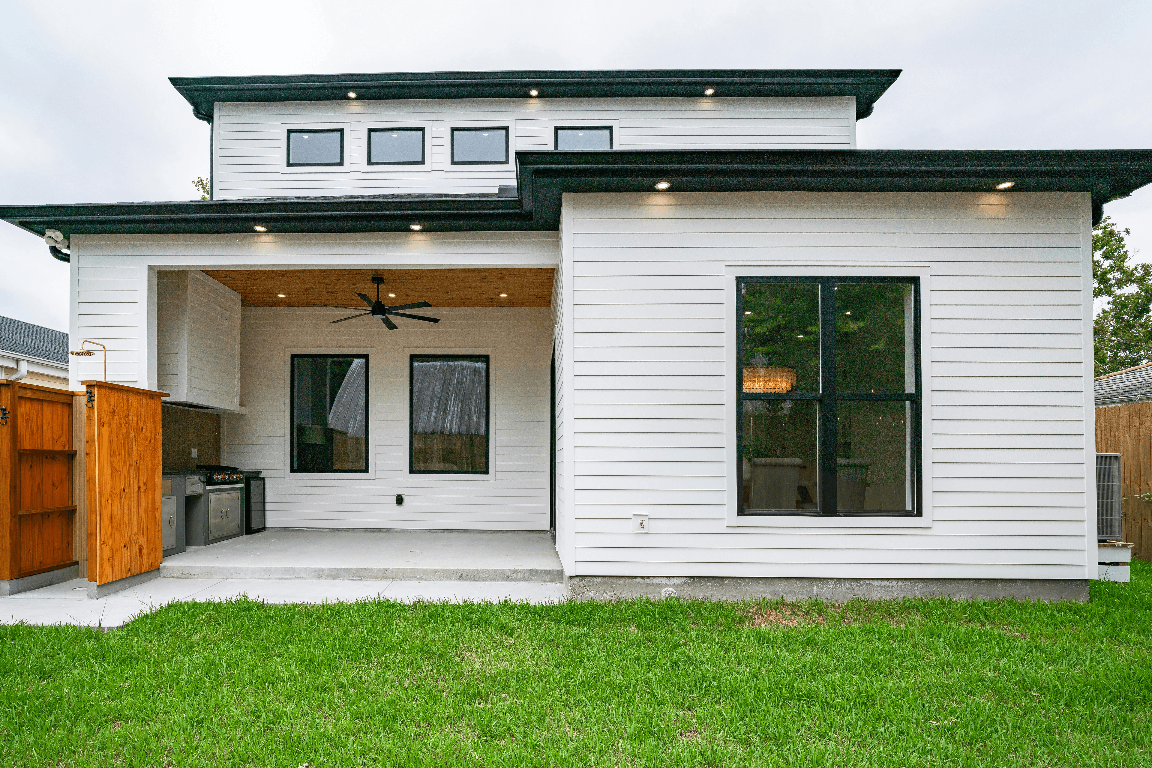 Custom home building